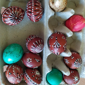 Velikonoční malování vajíček
